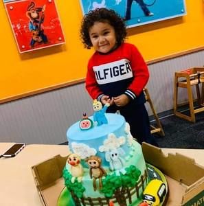 Meet your Posher, Jay